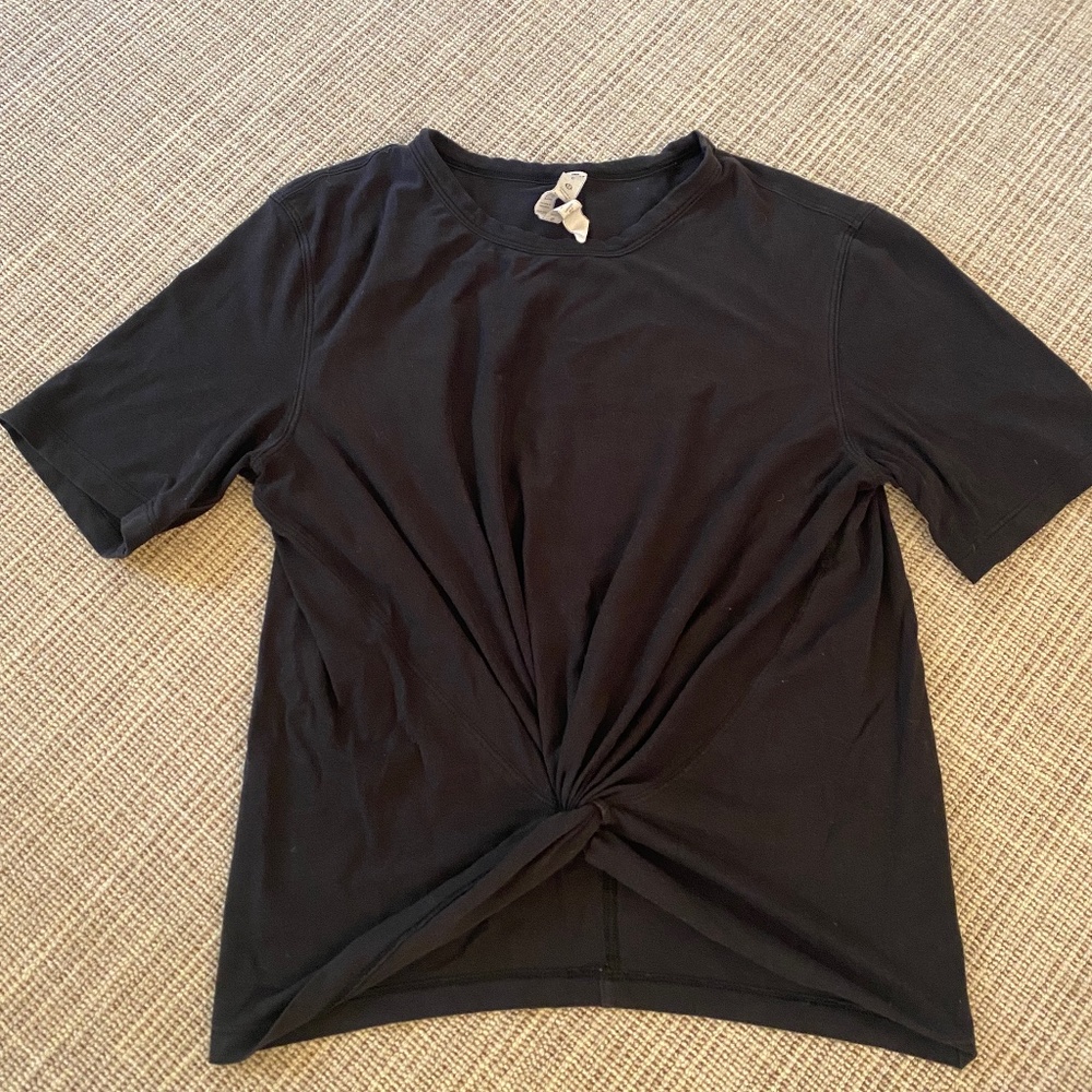 Lululemon Crescent Top